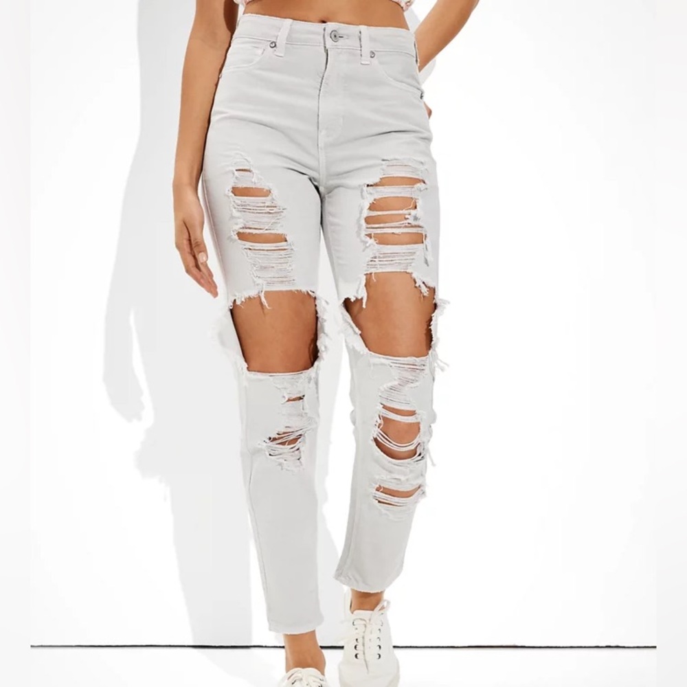 AE Ripped Mom Jean